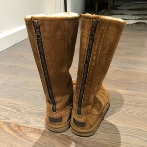 Ugg boots with zipper back